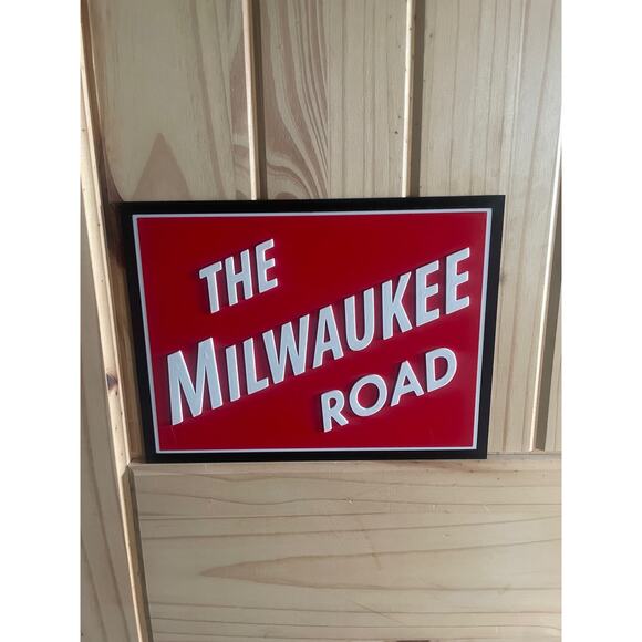 The Milwaukee Road Railroad Sign - Picture 1 of 2